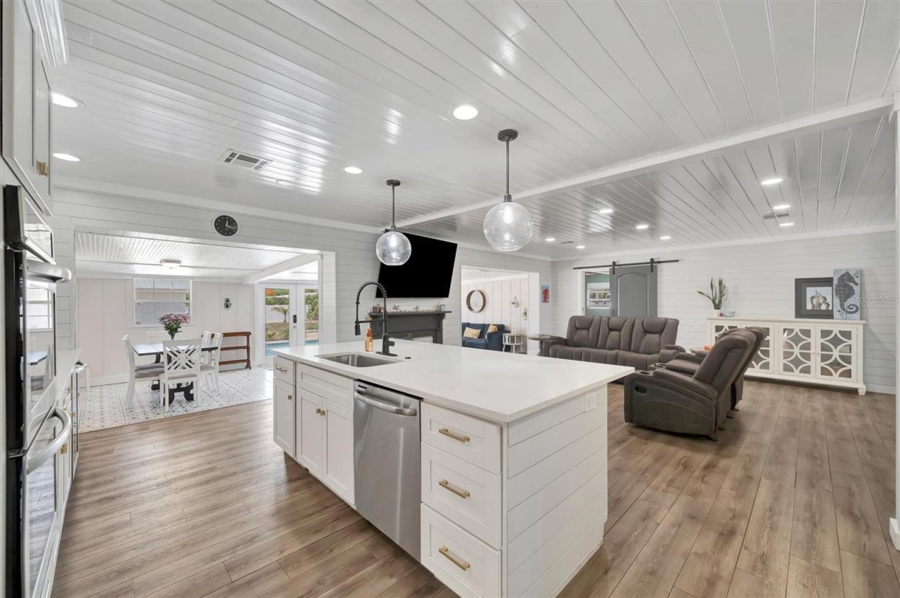 812 59th Street Nw, Bradenton, FL 34209 Photo