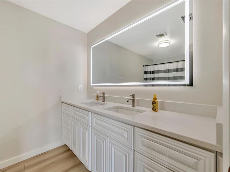 Property Image 71
