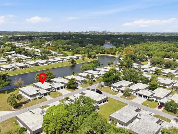 3960 LAKESIDE ROAD, Unit 156, SARASOTA, FL 34232