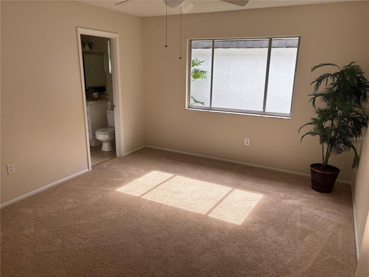 3960 Lakeside Road, Unit 156, Sarasota, FL 34232 Photo