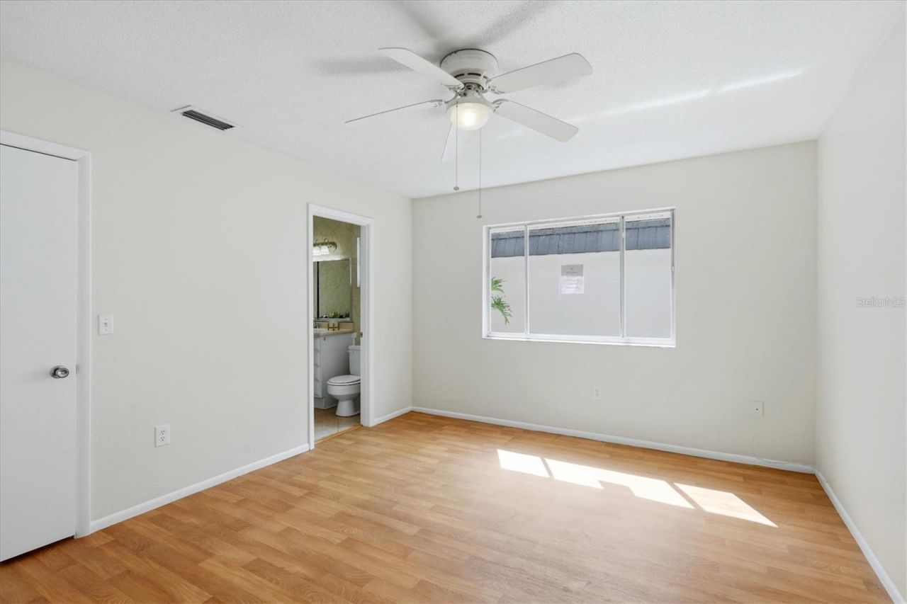 3960 Lakeside Road, Unit 156, Sarasota, FL 34232 Photo