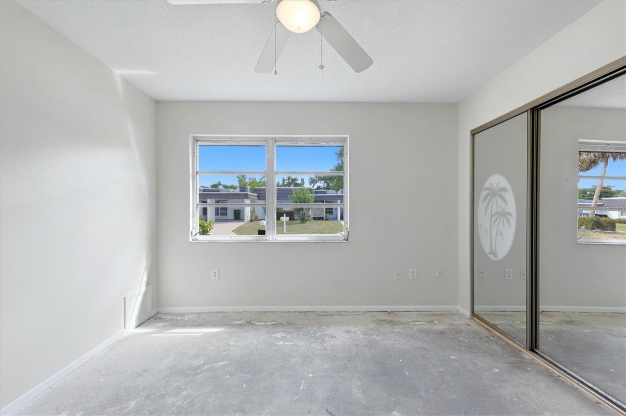 3960 Lakeside Road, Unit 156, Sarasota, FL 34232 Photo