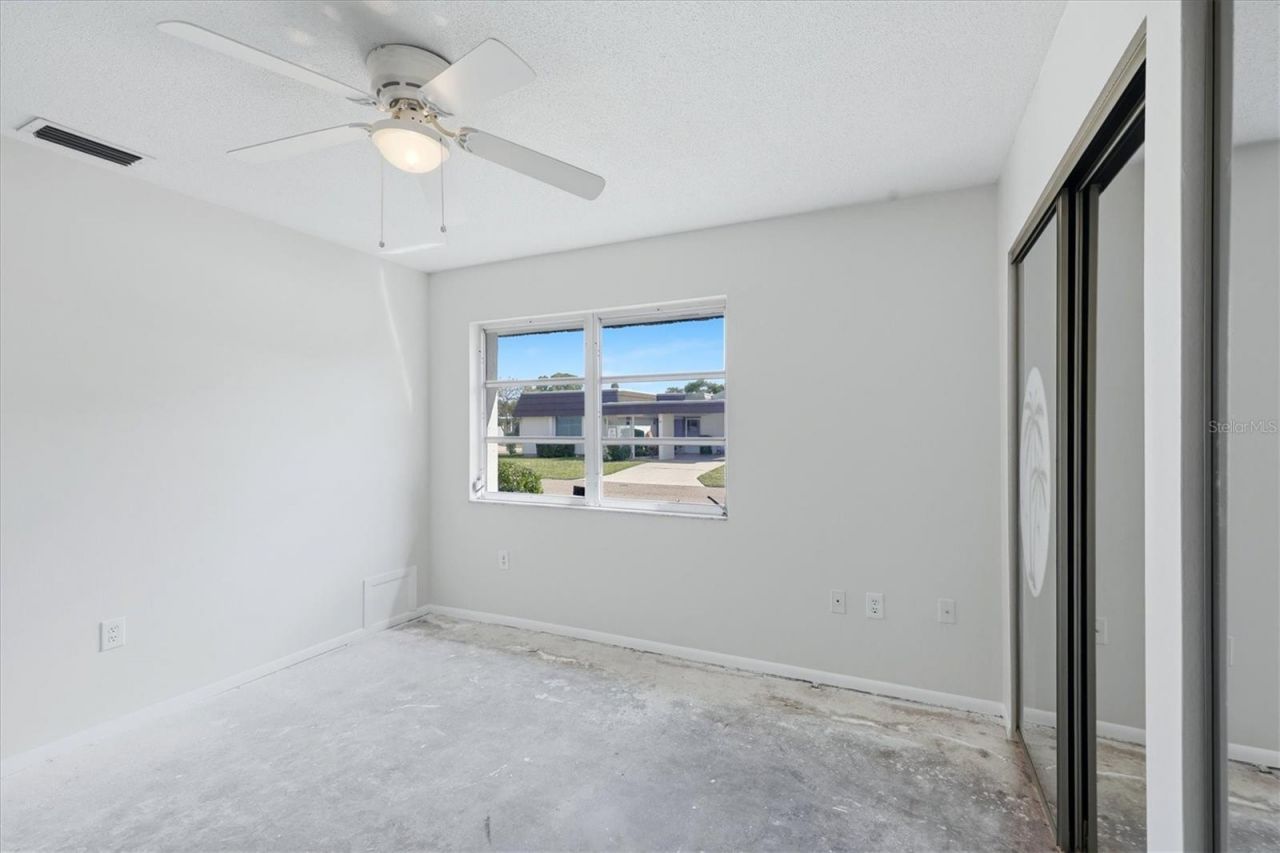 3960 Lakeside Road, Unit 156, Sarasota, FL 34232 Photo