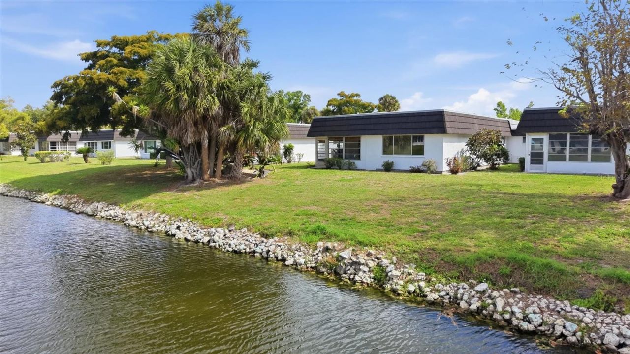 3960 Lakeside Road, Unit 156, Sarasota, FL 34232 Photo