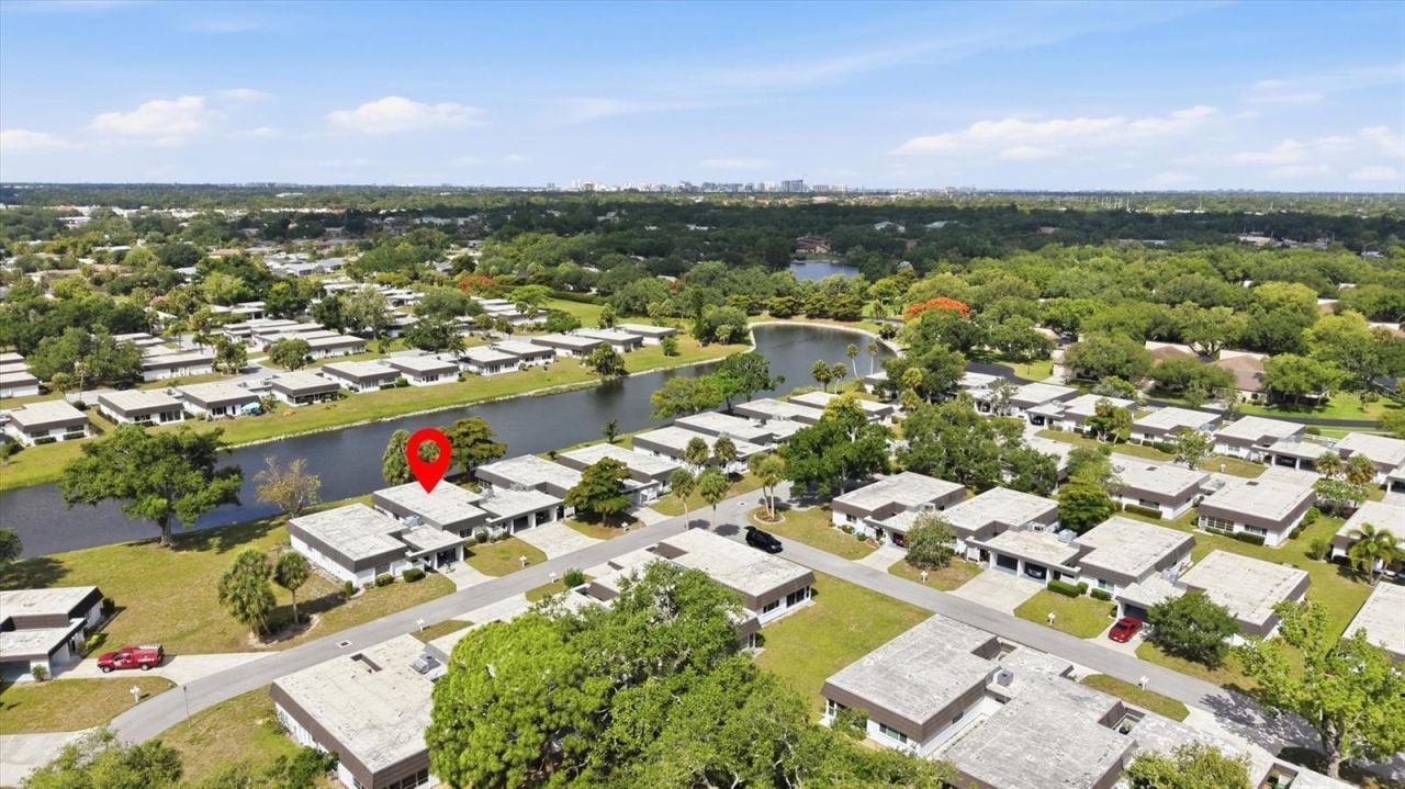 3960 Lakeside Road, Unit 156, Sarasota, FL 34232 Photo