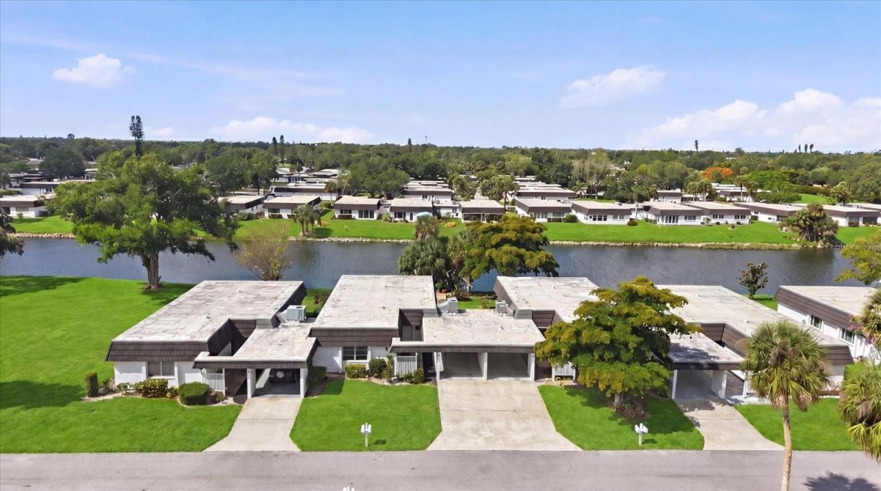 3960 Lakeside Road, Unit 156, Sarasota, FL 34232 Photo
