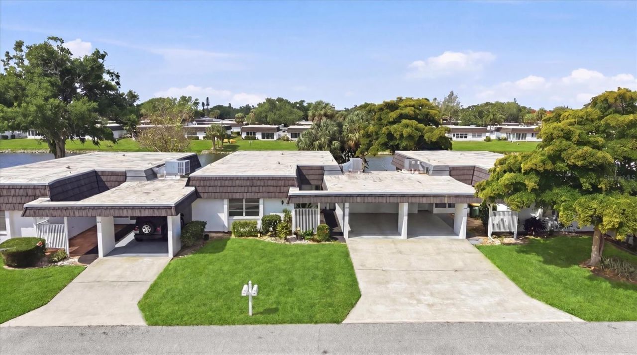 3960 Lakeside Road, Unit 156, Sarasota, FL 34232 Photo
