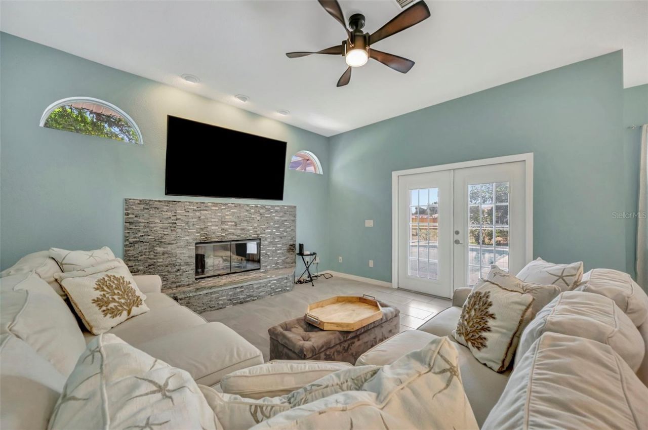 2309 45th Court W, Bradenton, FL 34209 Photo