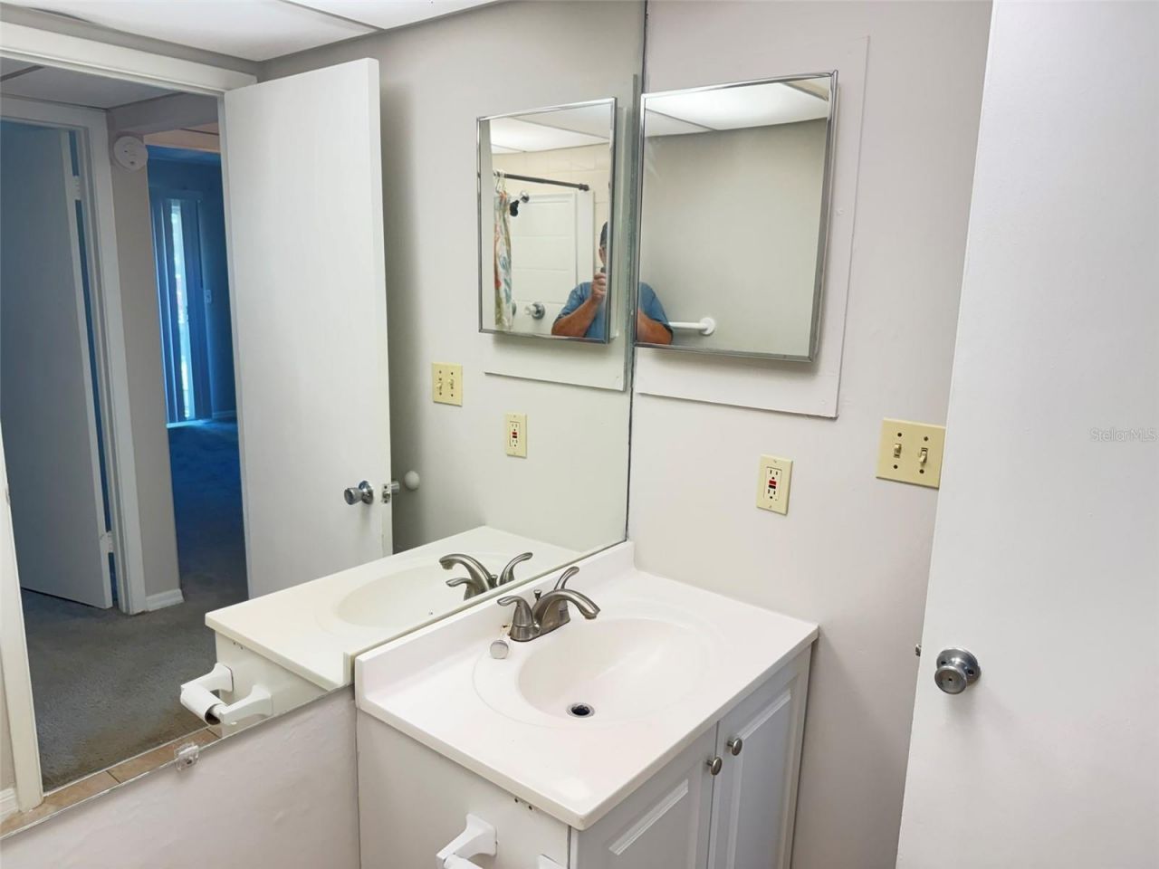 201 Kings Boulevard, Unit 5, Sun City Center, FL 33573 Photo