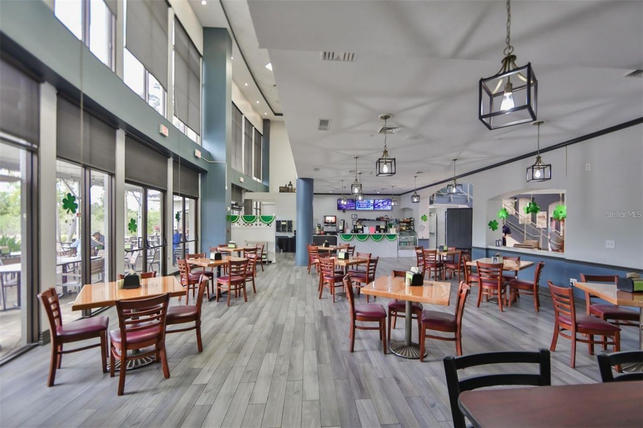 201 Kings Boulevard, Unit 5, Sun City Center, FL 33573 Photo