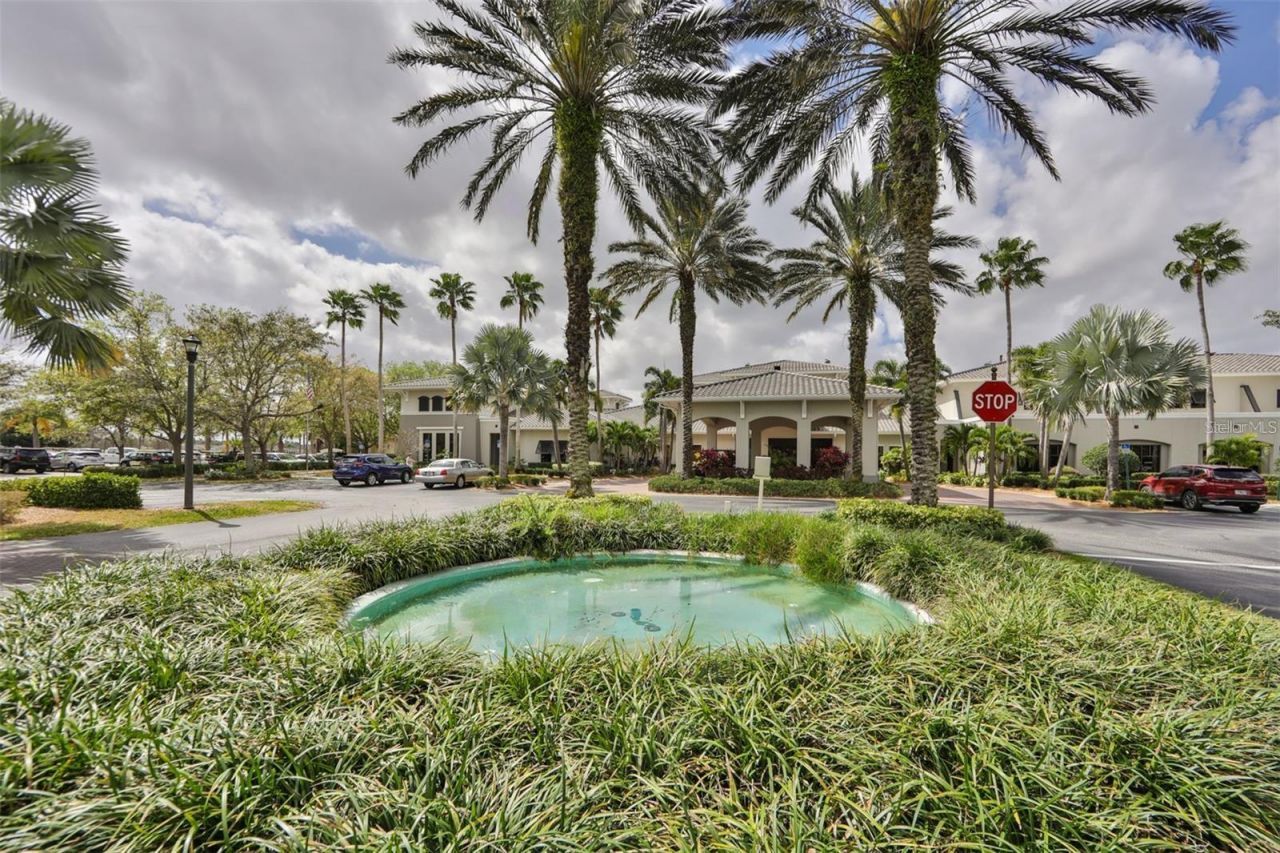 201 Kings Boulevard, Unit 5, Sun City Center, FL 33573 Photo
