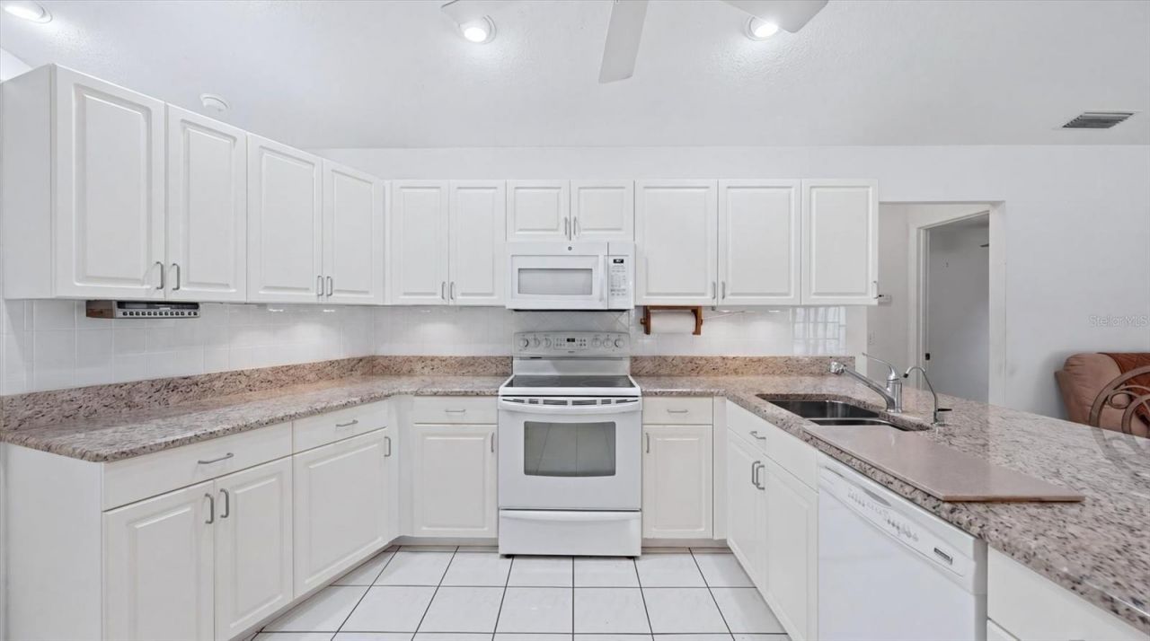 6157 55th Avenue Circle E, Bradenton, FL 34203 Photo