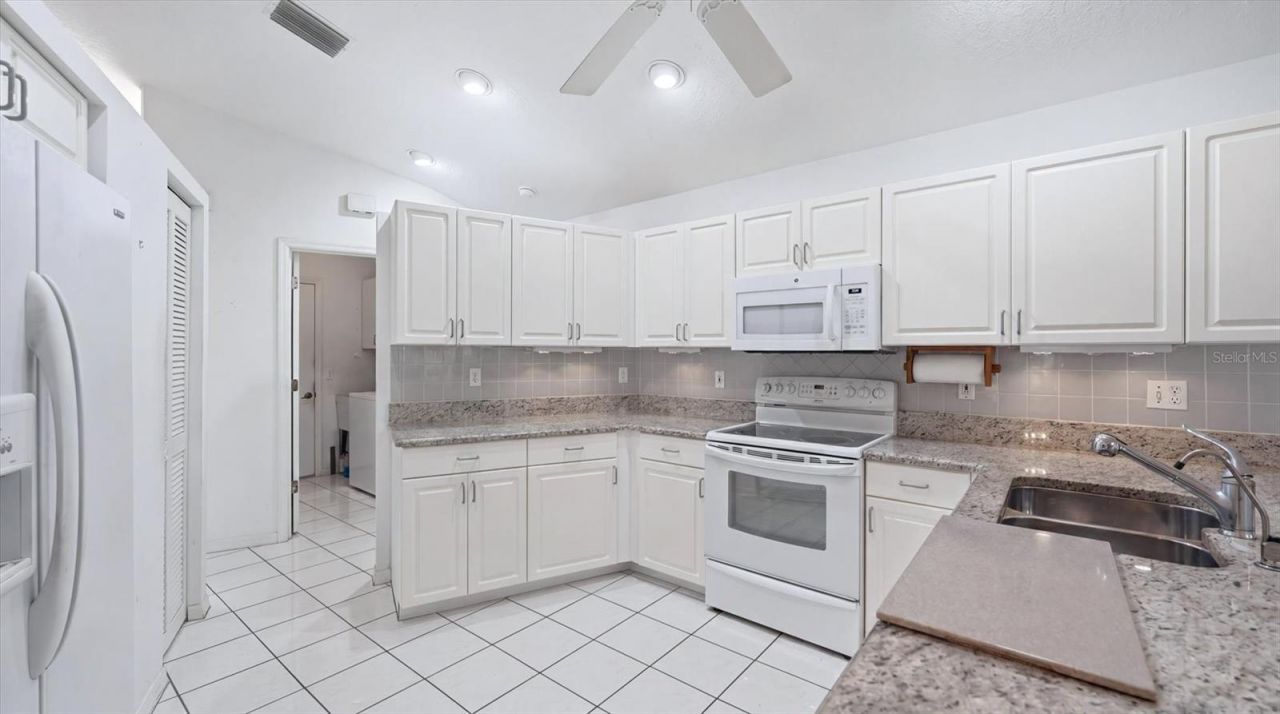 6157 55th Avenue Circle E, Bradenton, FL 34203 Photo