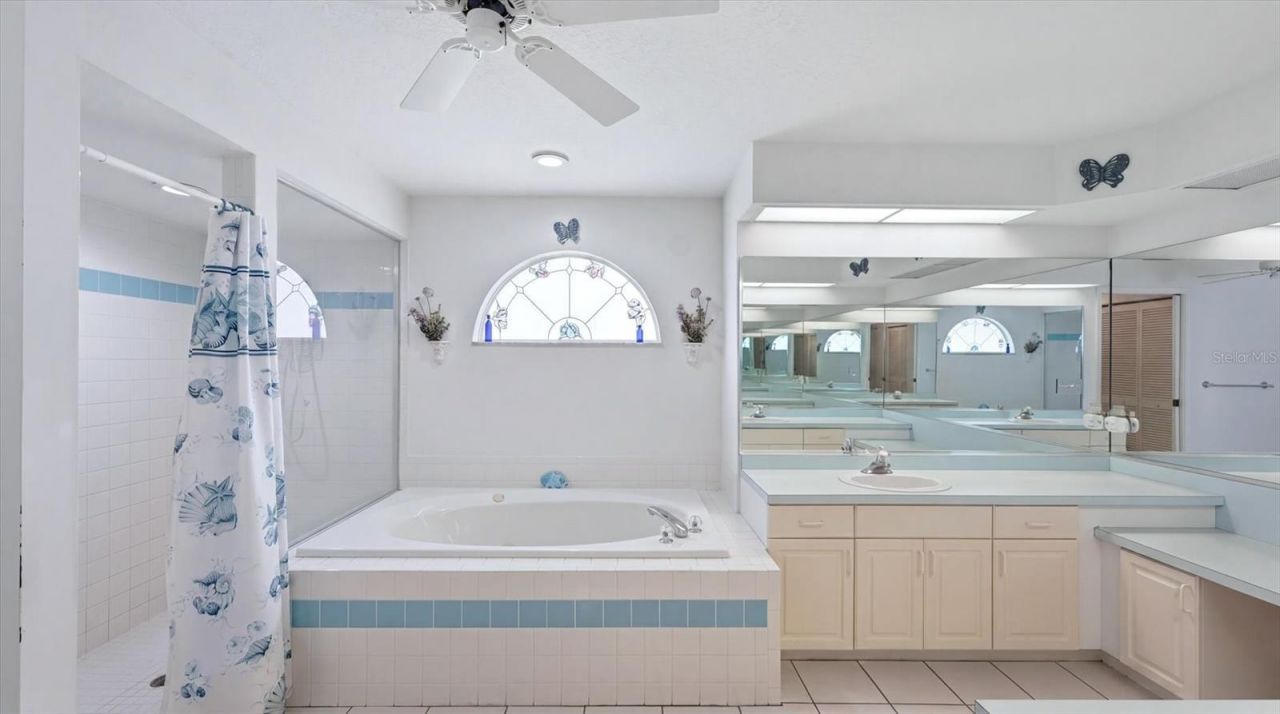 6157 55th Avenue Circle E, Bradenton, FL 34203 Photo