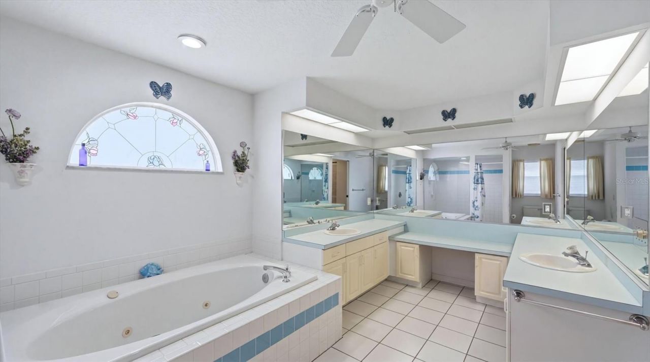 6157 55th Avenue Circle E, Bradenton, FL 34203 Photo