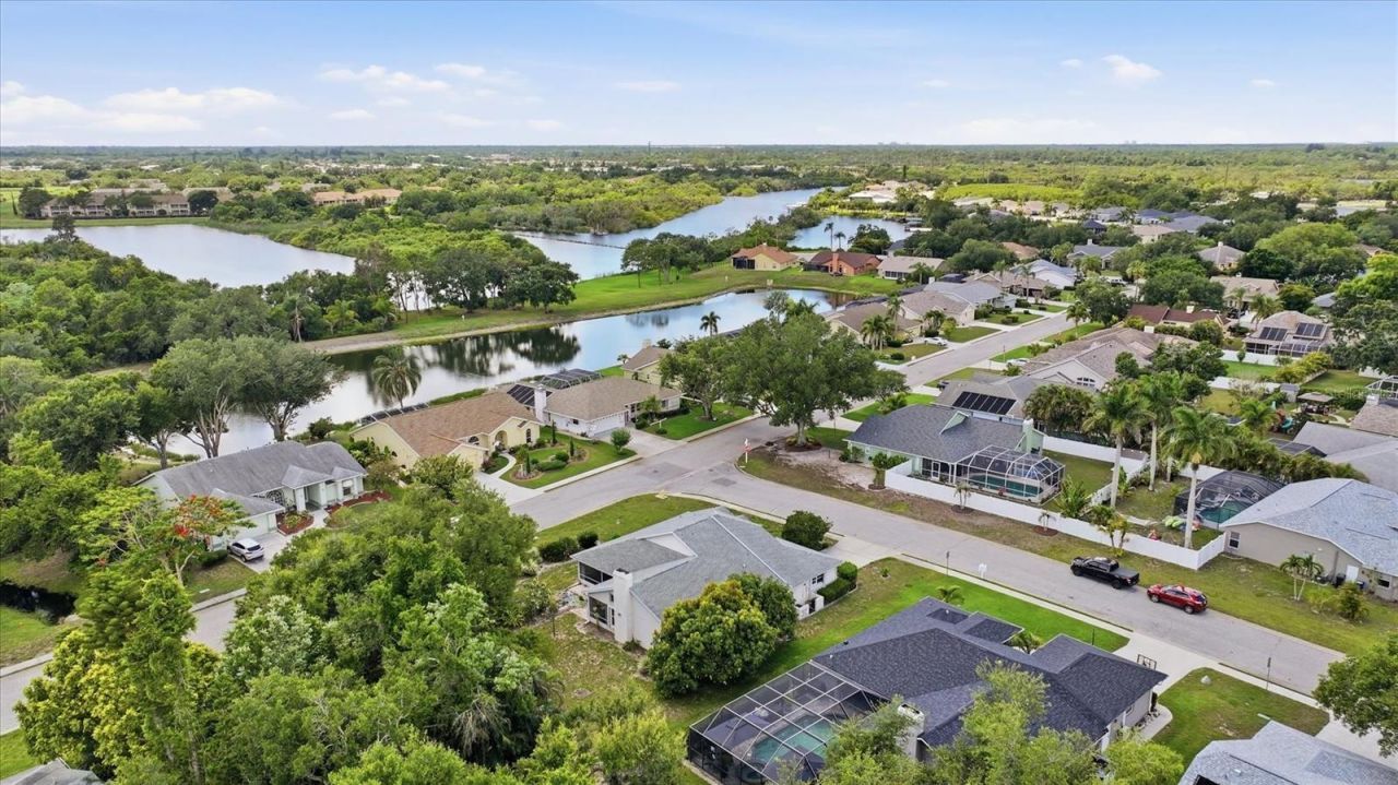 6157 55th Avenue Circle E, Bradenton, FL 34203 Photo