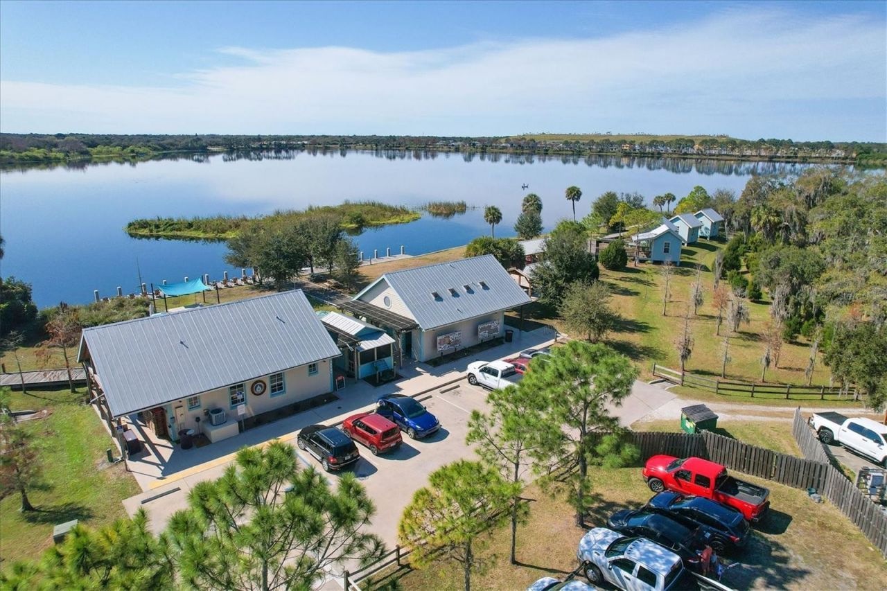 6157 55th Avenue Circle E, Bradenton, FL 34203 Photo