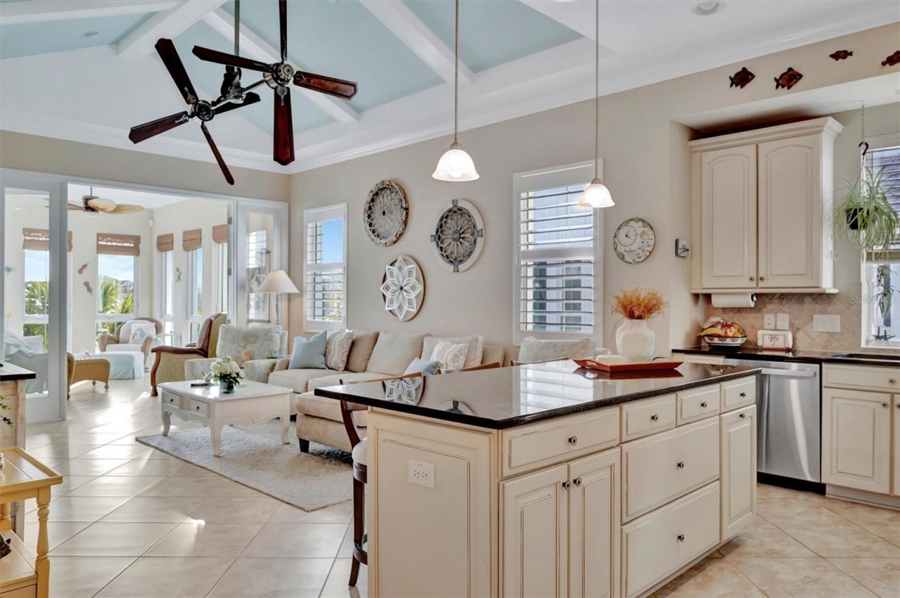 246 Sapphire Lake Drive, Unit 201, Bradenton, FL 34209 Photo