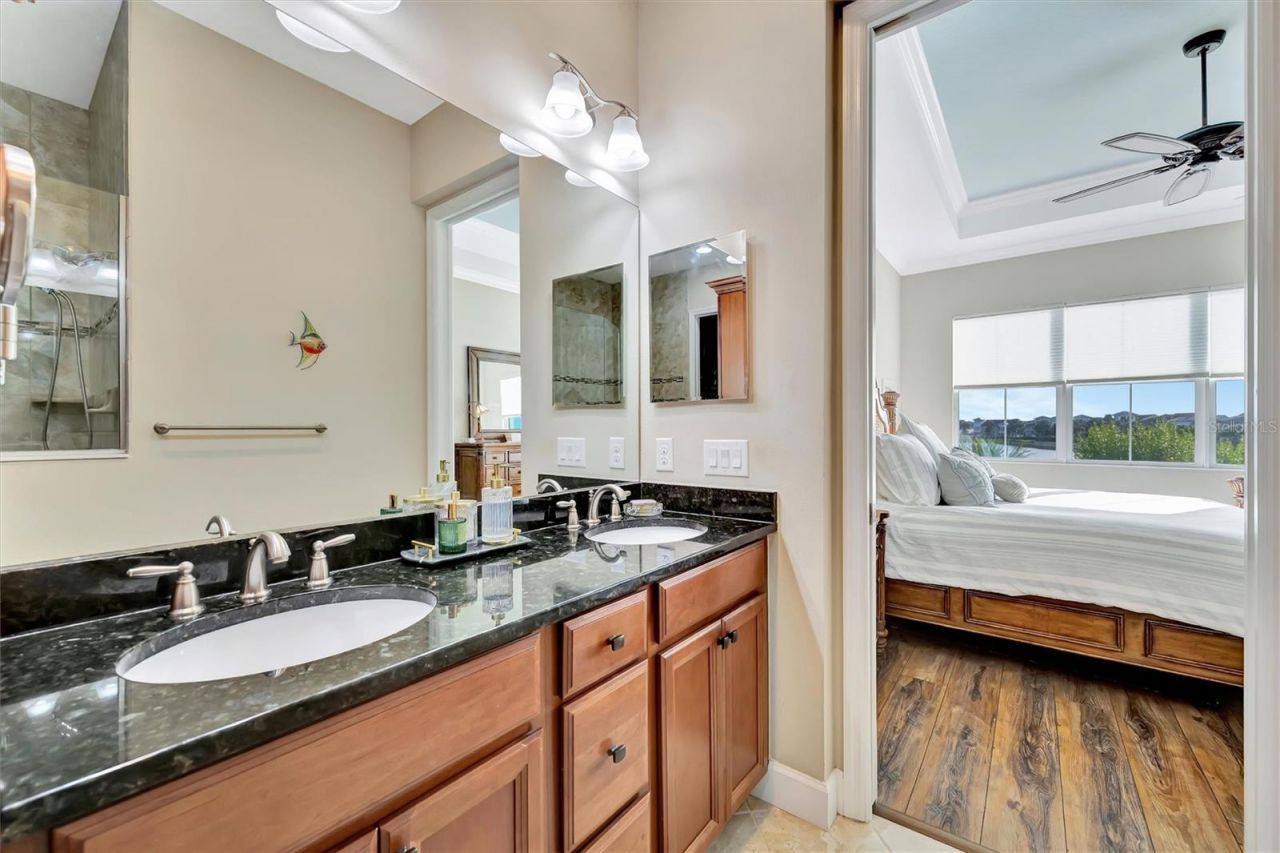 246 Sapphire Lake Drive, Unit 201, Bradenton, FL 34209 Photo