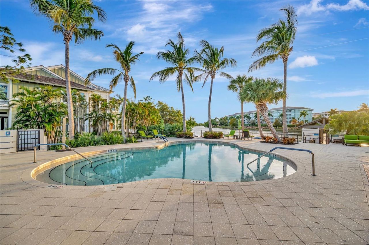 246 Sapphire Lake Drive, Unit 201, Bradenton, FL 34209 Photo