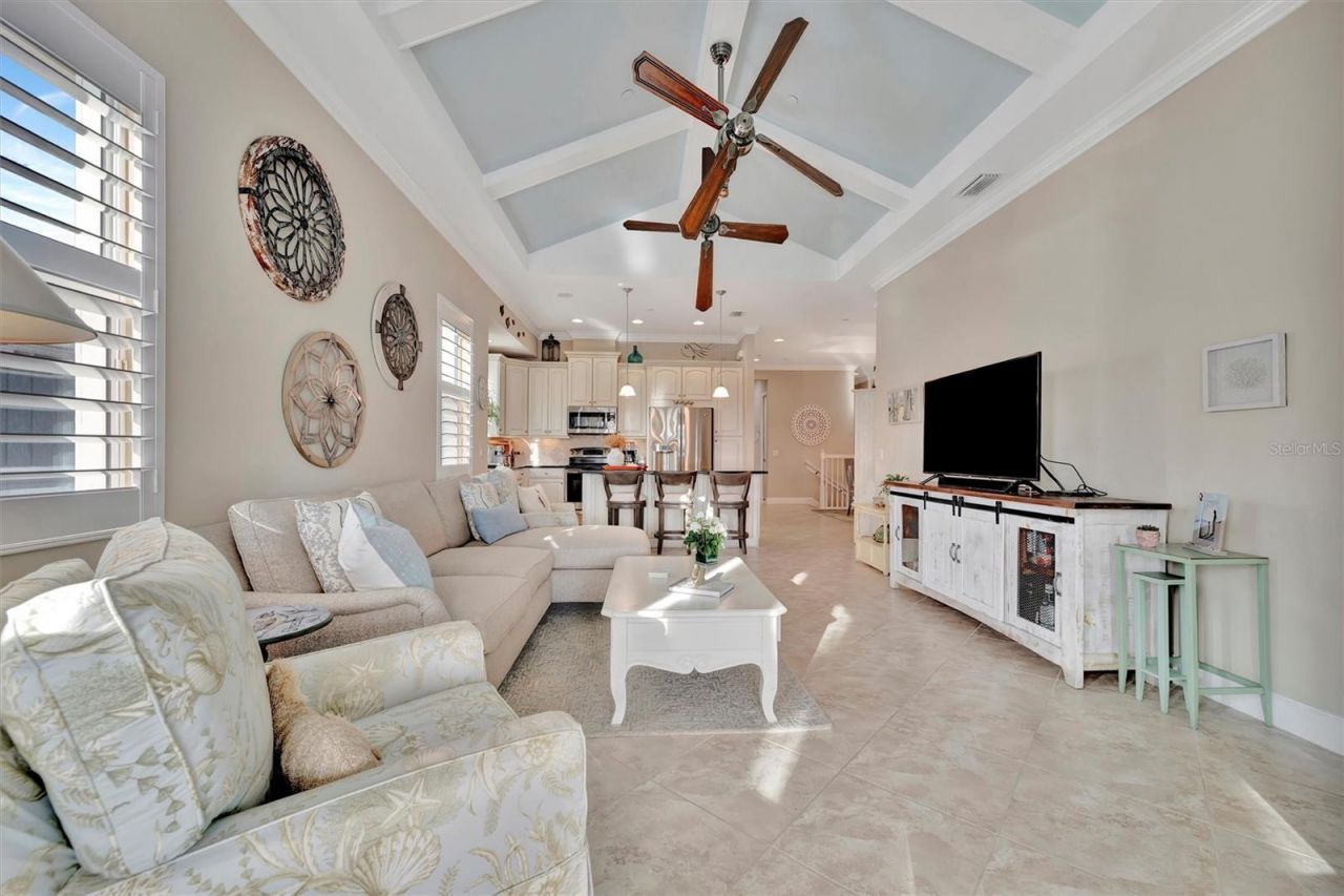 246 Sapphire Lake Drive, Unit 201, Bradenton, FL 34209 Photo