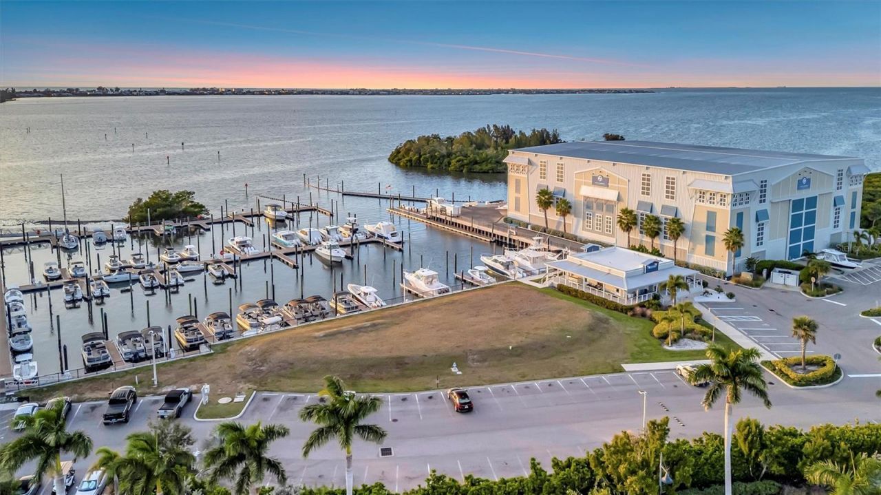 246 Sapphire Lake Drive, Unit 201, Bradenton, FL 34209 Photo