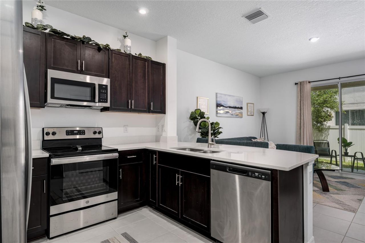 6126 Fairmont Lane, Palmetto, FL 34221 Photo