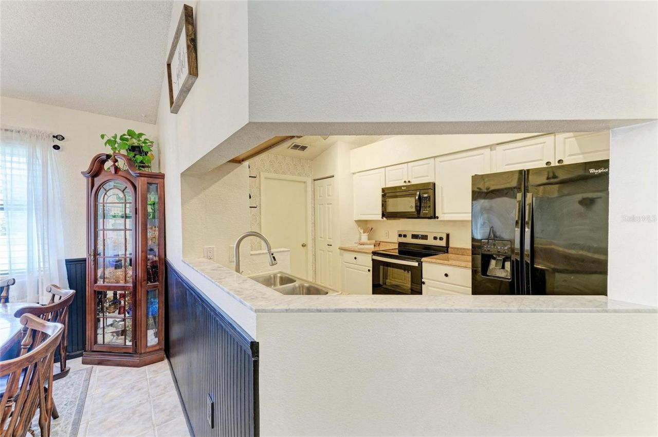 3543 65th Avenue Circle E, Sarasota, FL 34243 Photo