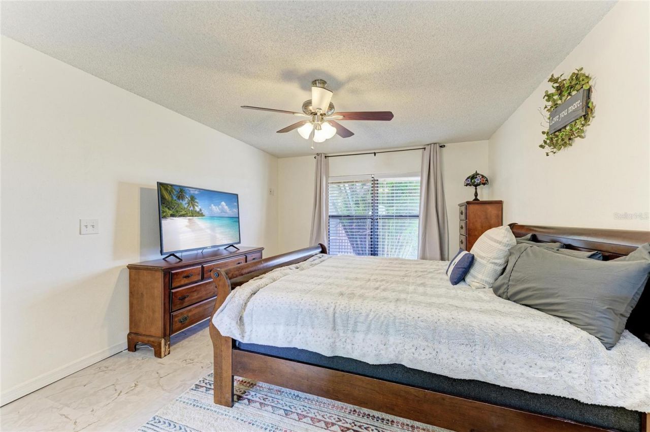 3543 65th Avenue Circle E, Sarasota, FL 34243 Photo
