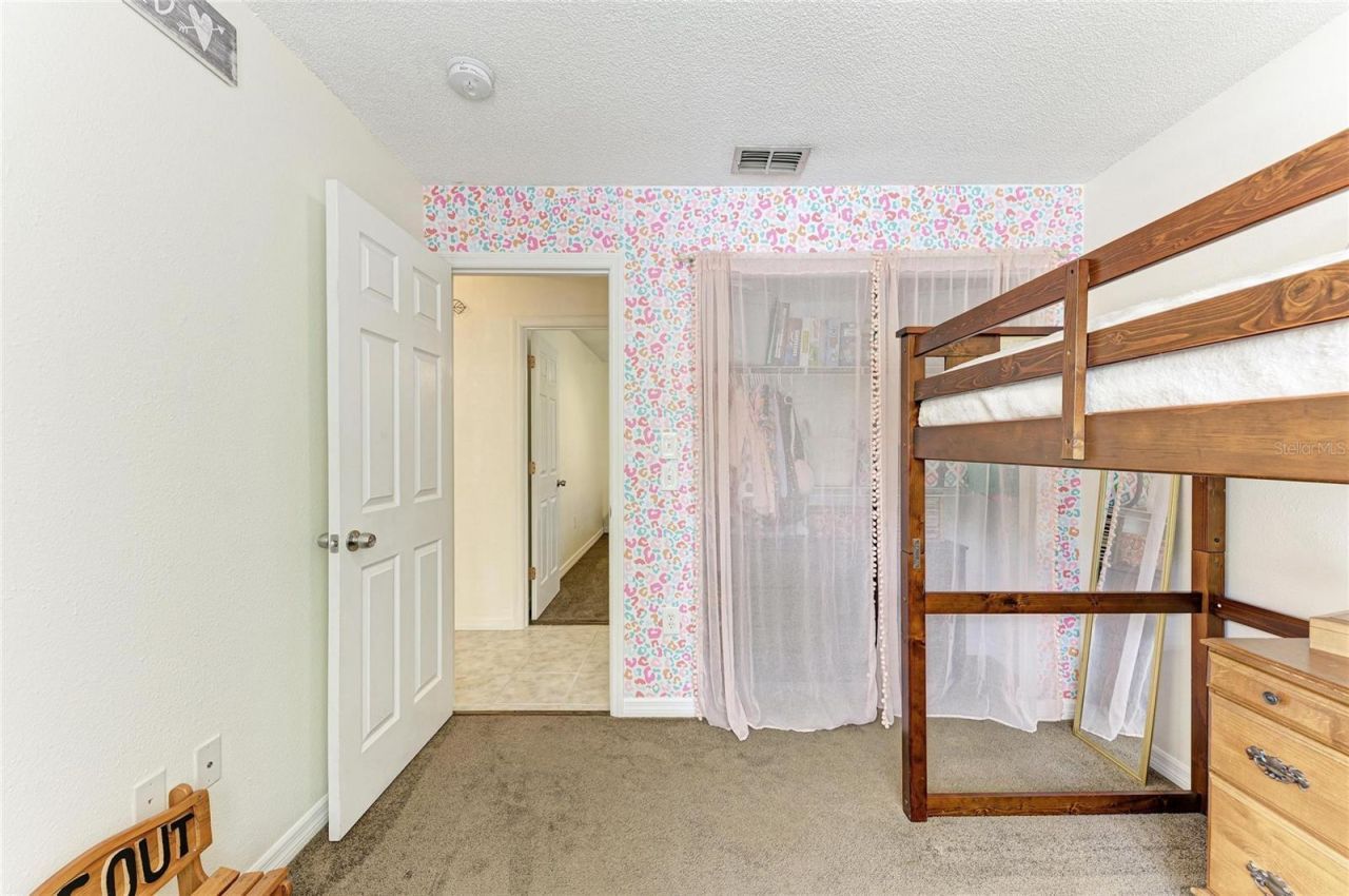 3543 65th Avenue Circle E, Sarasota, FL 34243 Photo
