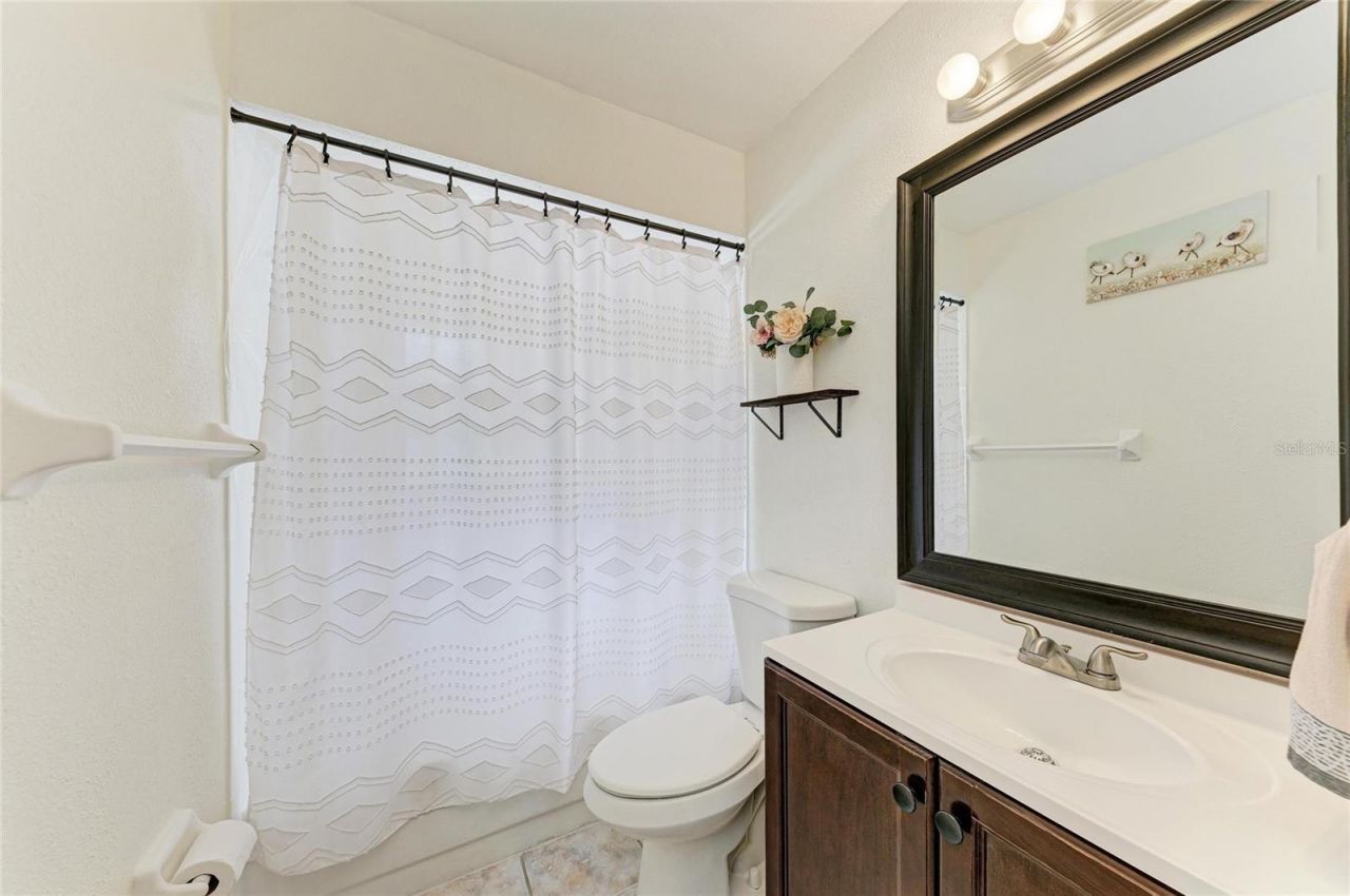 3543 65th Avenue Circle E, Sarasota, FL 34243 Photo