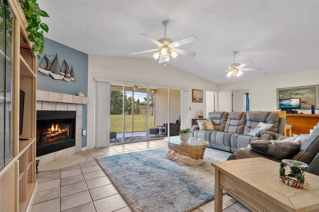 6404 68th Drive E, Palmetto, FL 34221 Photo