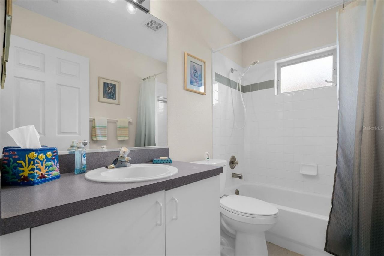6404 68th Drive E, Palmetto, FL 34221 Photo