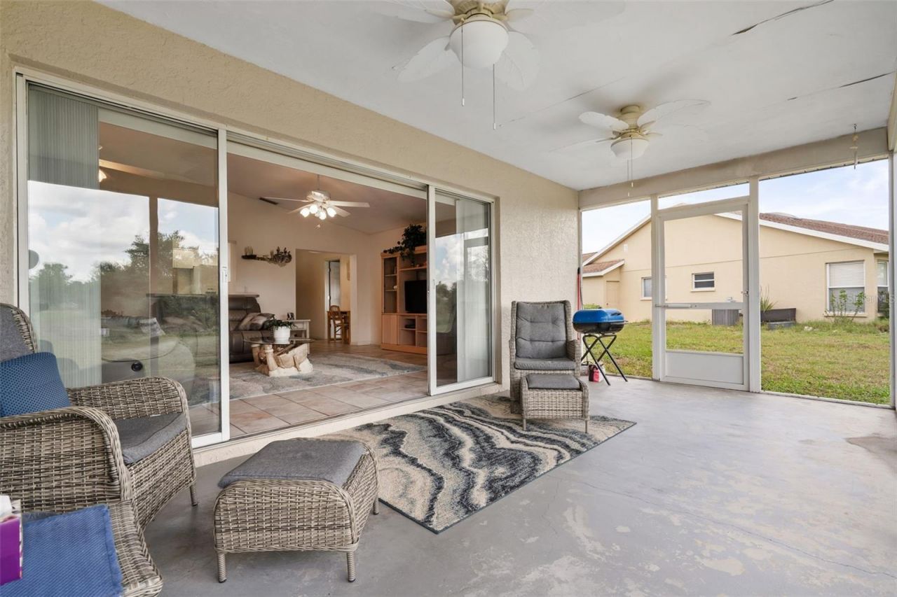 6404 68th Drive E, Palmetto, FL 34221 Photo