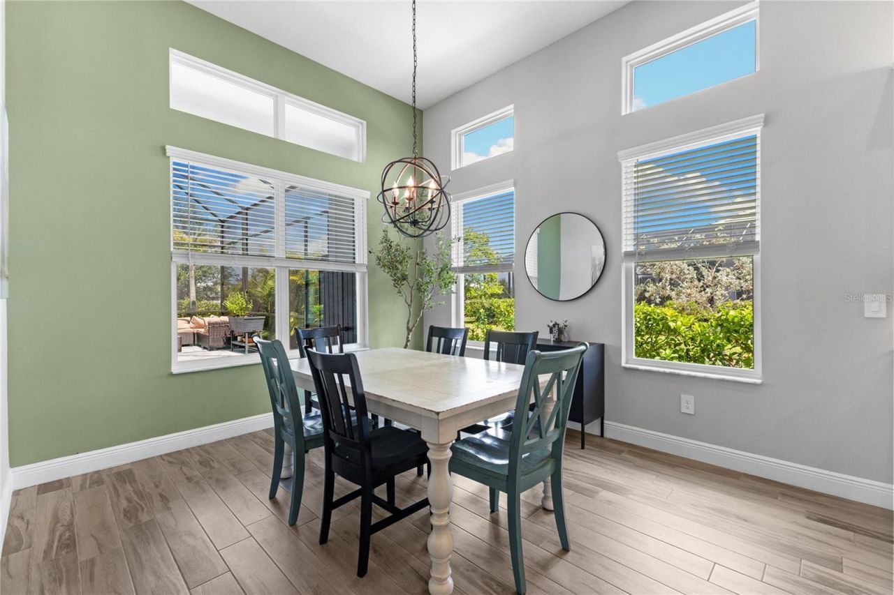 4645 Antrim Drive, Sarasota, FL 34240 Photo
