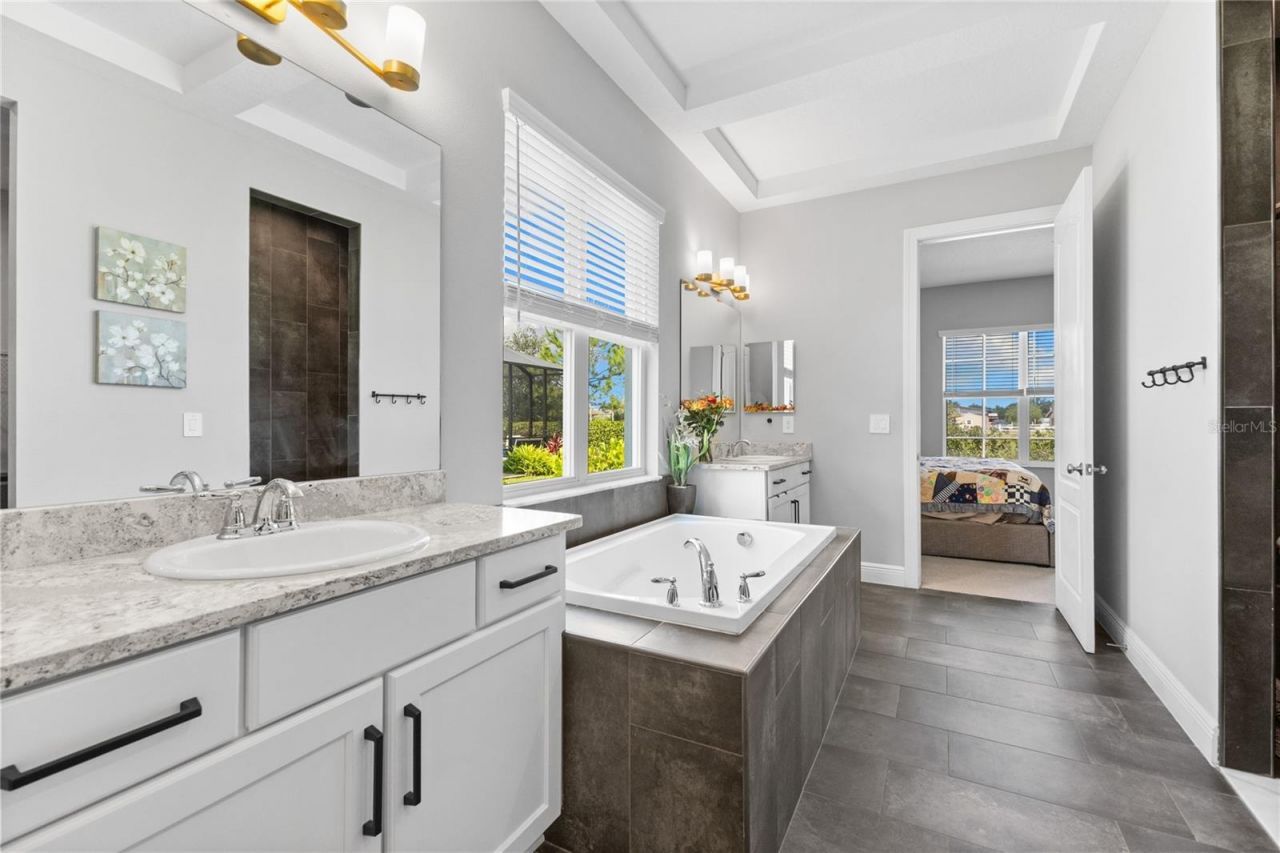 4645 Antrim Drive, Sarasota, FL 34240 Photo
