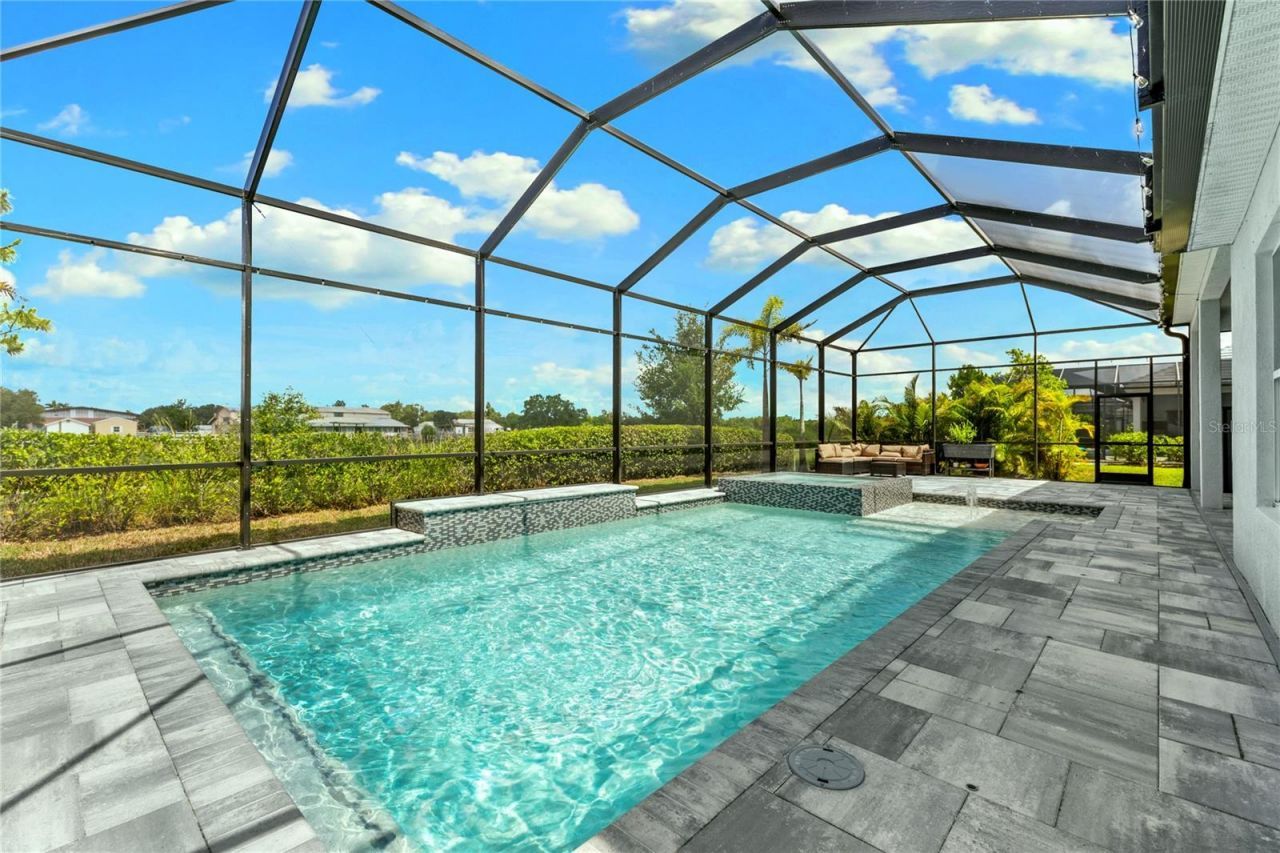 4645 Antrim Drive, Sarasota, FL 34240 Photo