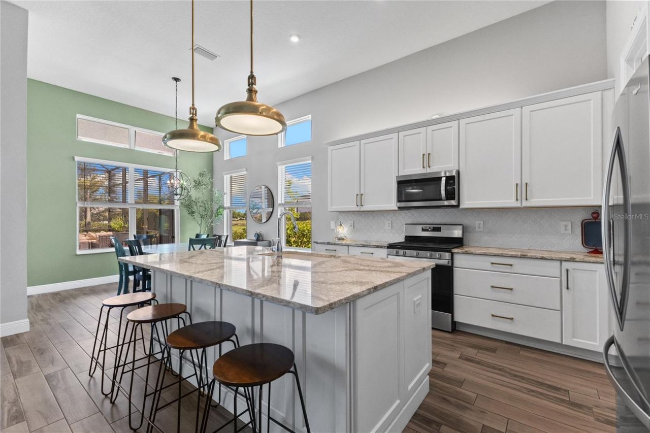 4645 Antrim Drive, Sarasota, FL 34240 Photo