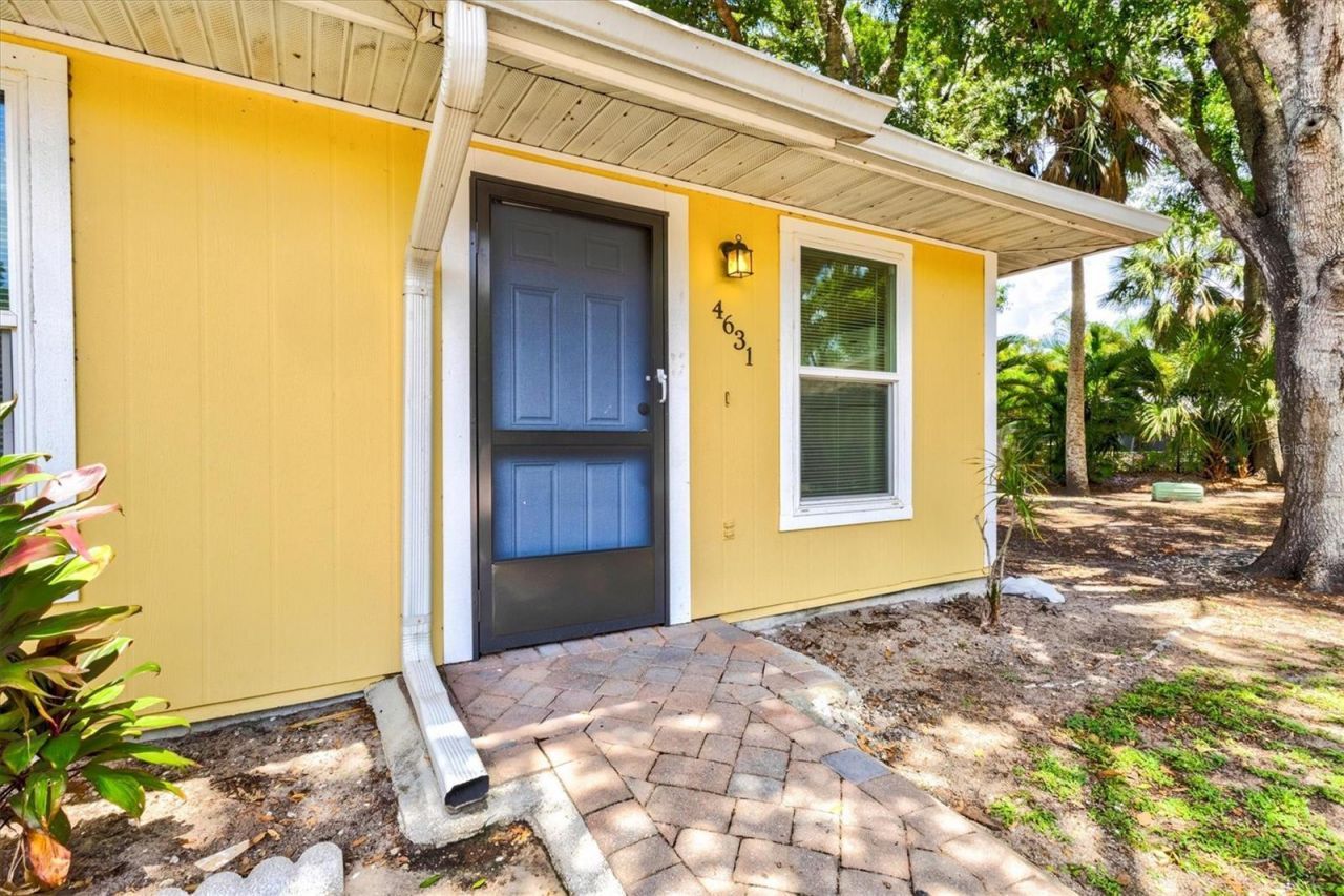 4631 Summerwind Drive , Unit 16, Sarasota, FL 34234 Photo