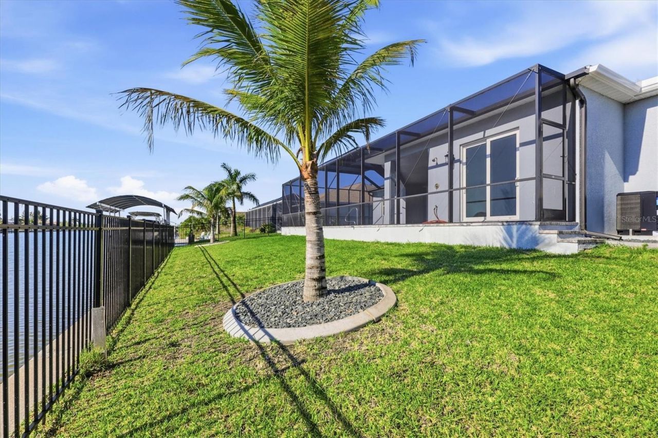 8314 Tracy Circle , Port Charlotte, FL 33981 Photo