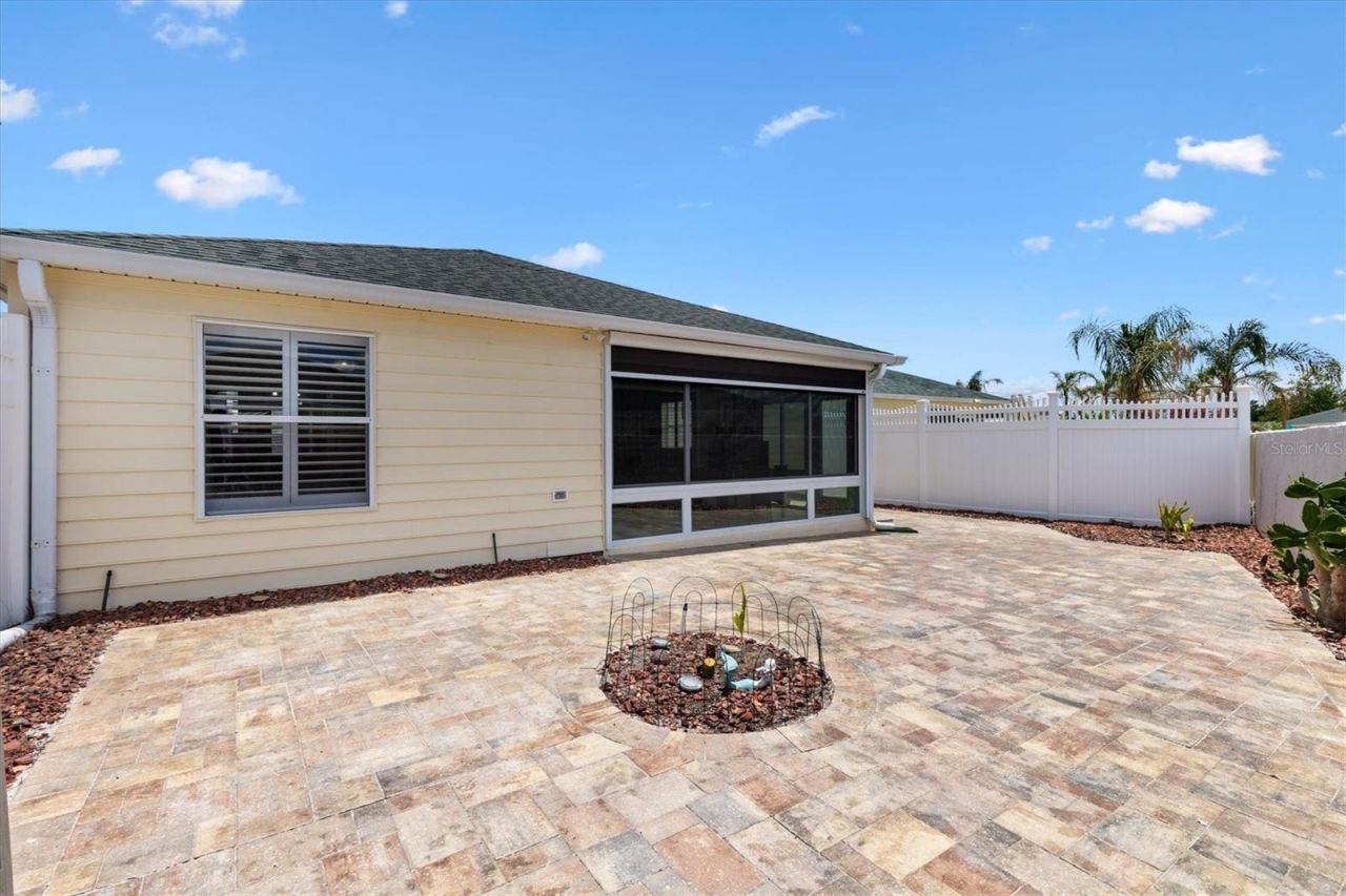 1487 Azteca Loop, The Villages, FL 32162 Photo