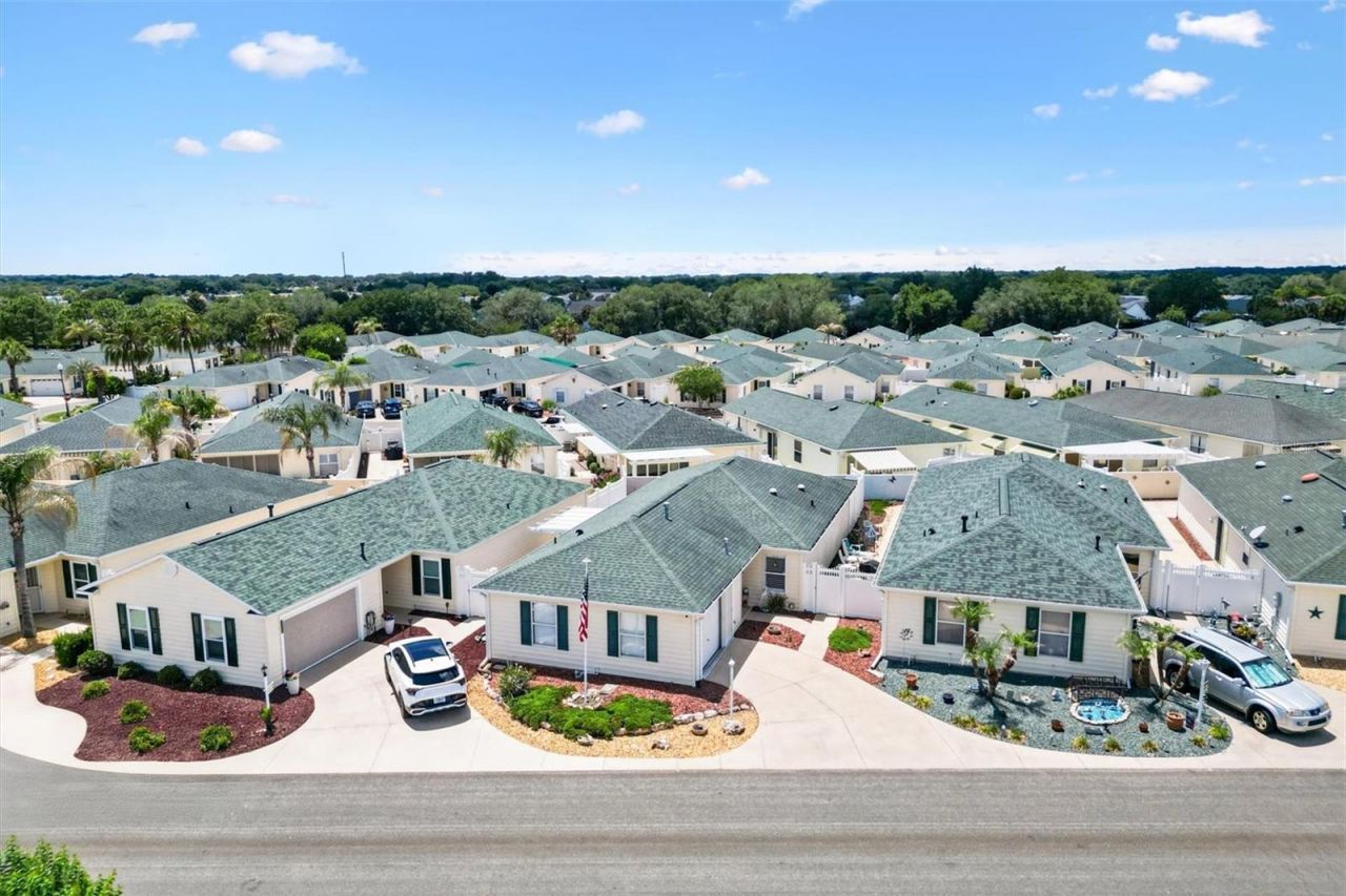1487 Azteca Loop, The Villages, FL 32162 Photo