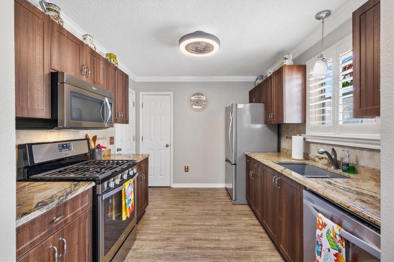 1487 Azteca Loop, The Villages, FL 32162 Photo
