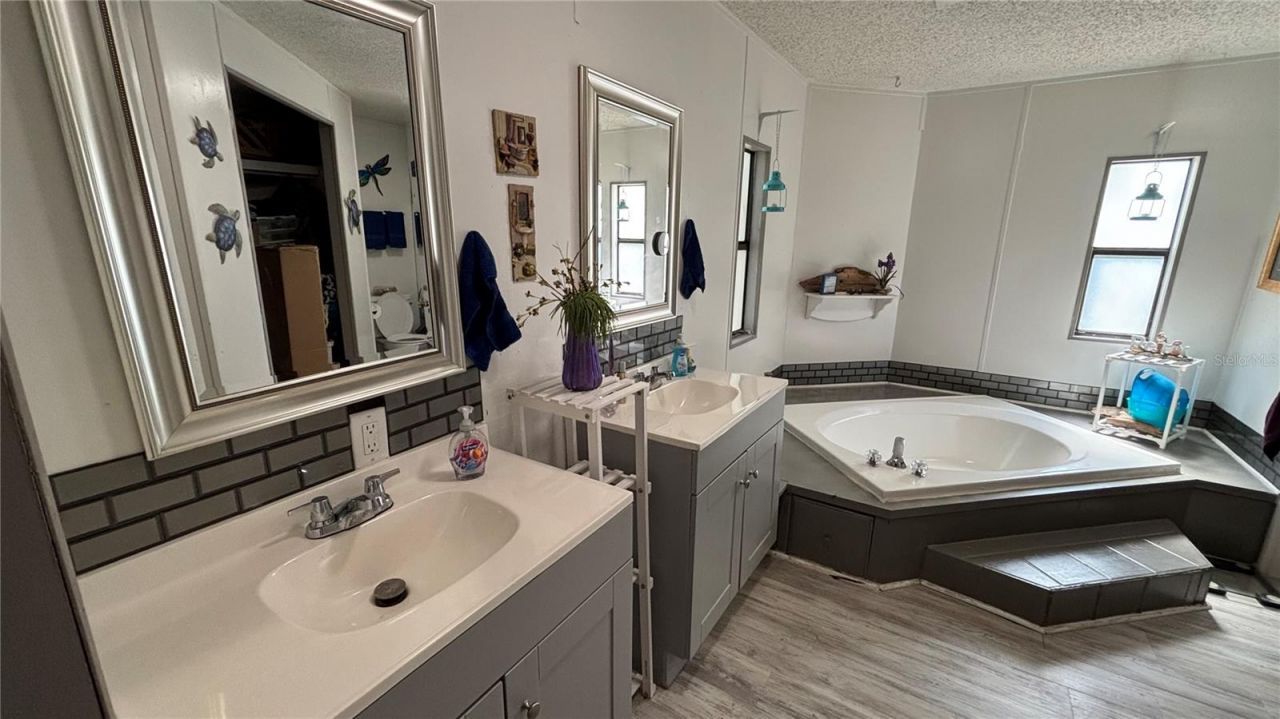 14902 NE 142nd Street, Waldo, FL 32694 Photo