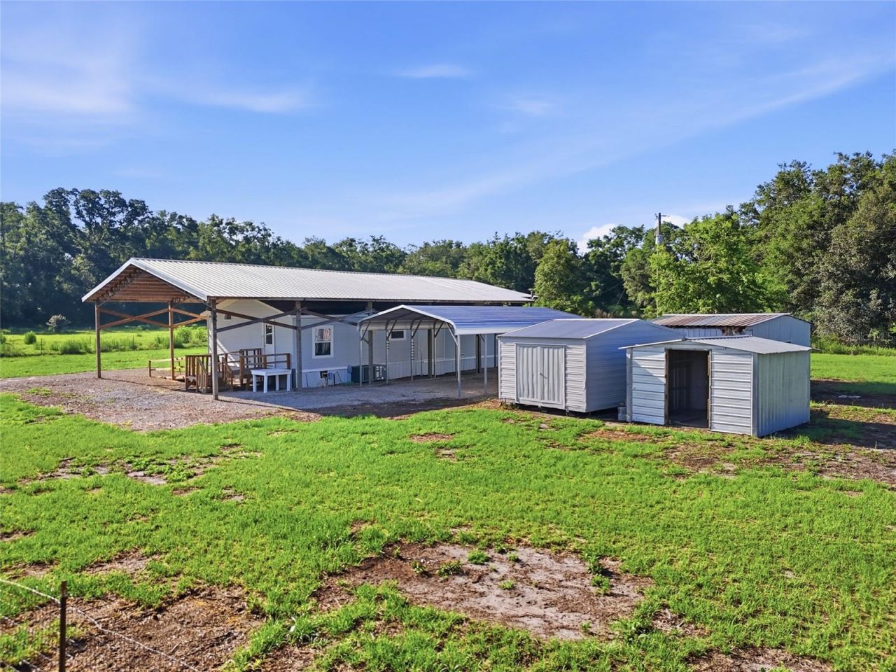 125 NW 40th Avenue , Bell, FL 32619 Photo