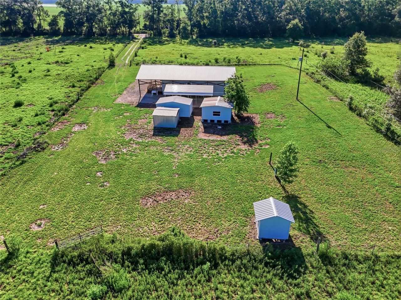 125 NW 40th Avenue , Bell, FL 32619 Photo
