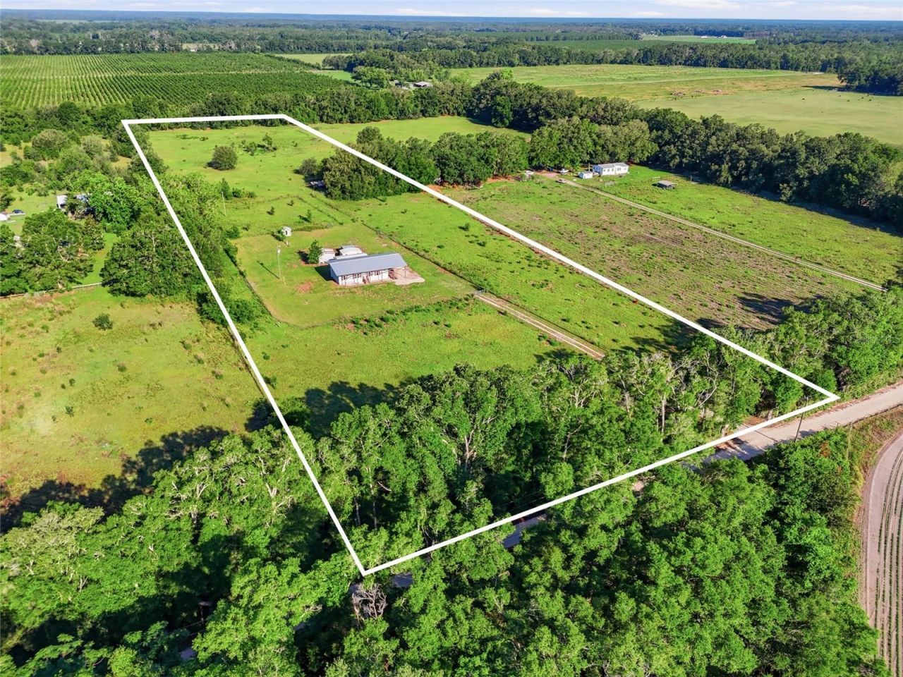 125 NW 40th Avenue , Bell, FL 32619 Photo