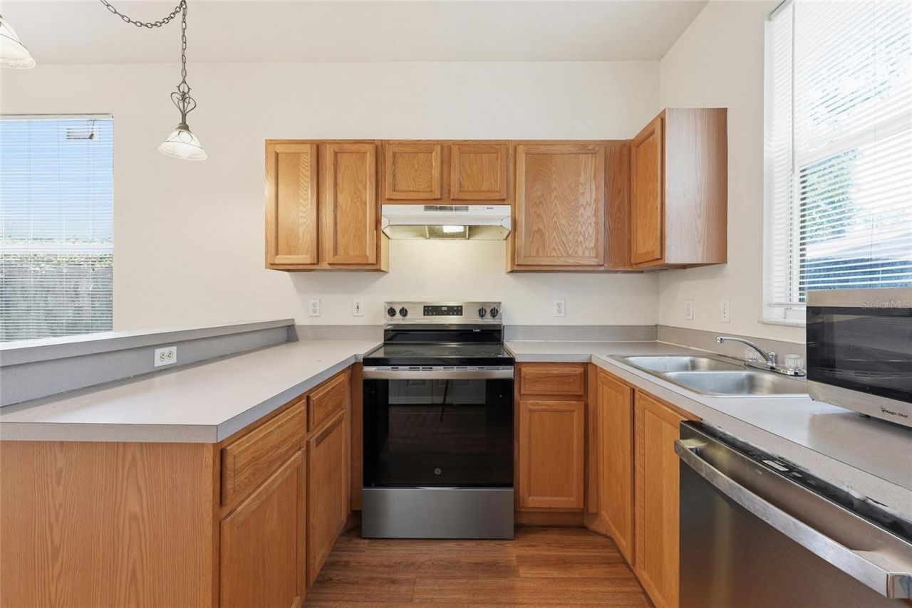 3552 SW 30th Way, Unit 136, Gainesville, FL 32608 Photo