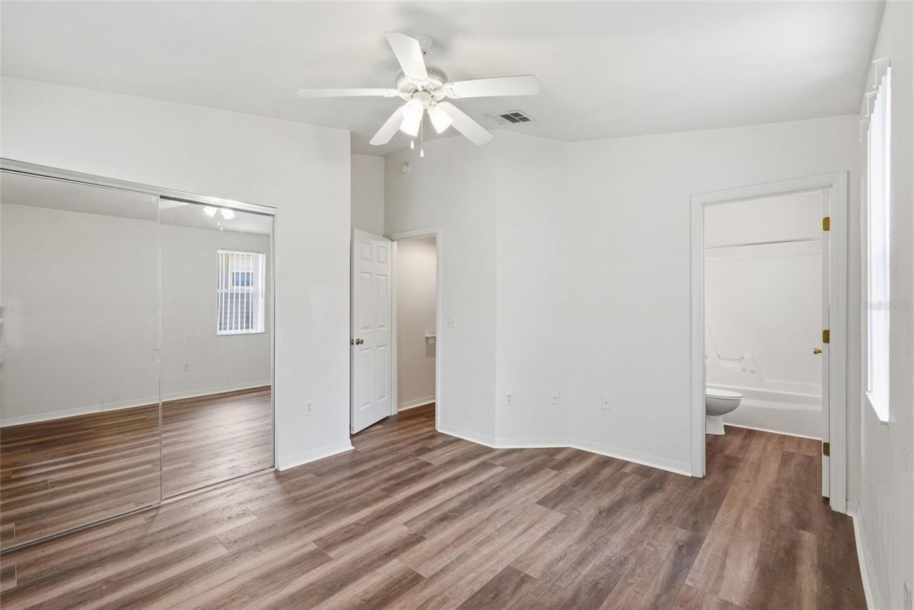 3552 SW 30th Way, Unit 136, Gainesville, FL 32608 Photo