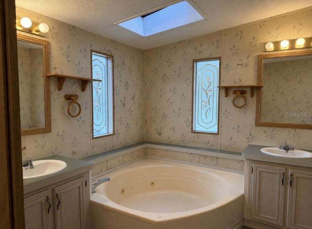 794 NE 521 Street , Old Town, FL 32680 Photo